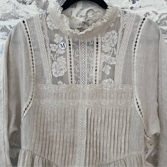 Linennaive Elegant Gray Lace-Trimmed Dress - Picture 2 of 7